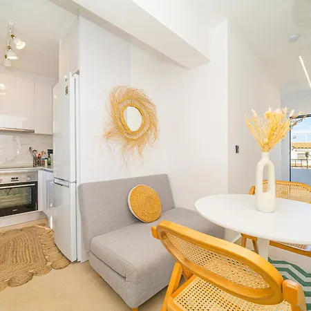 Mistral Apartment *